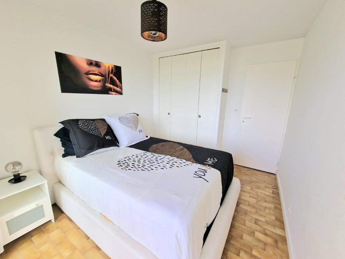 Appartement 1Ere Ligne Piscine Terrasse Au Bord De La Plage Front De Mer Avec 6 Velos Палавас-ле-Фло Екстер'єр фото